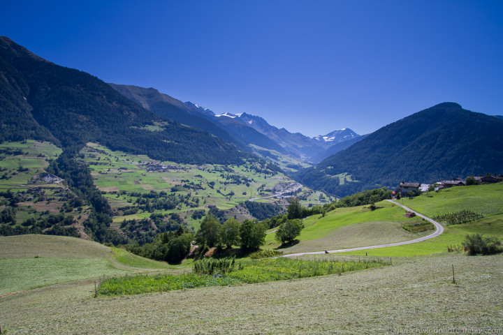 Farmlands between Champex and Soulalex