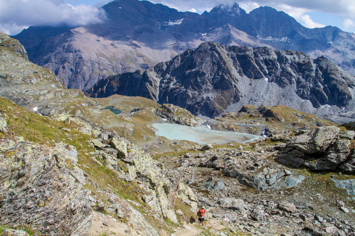 Heading towards Cabane de Perfleuri