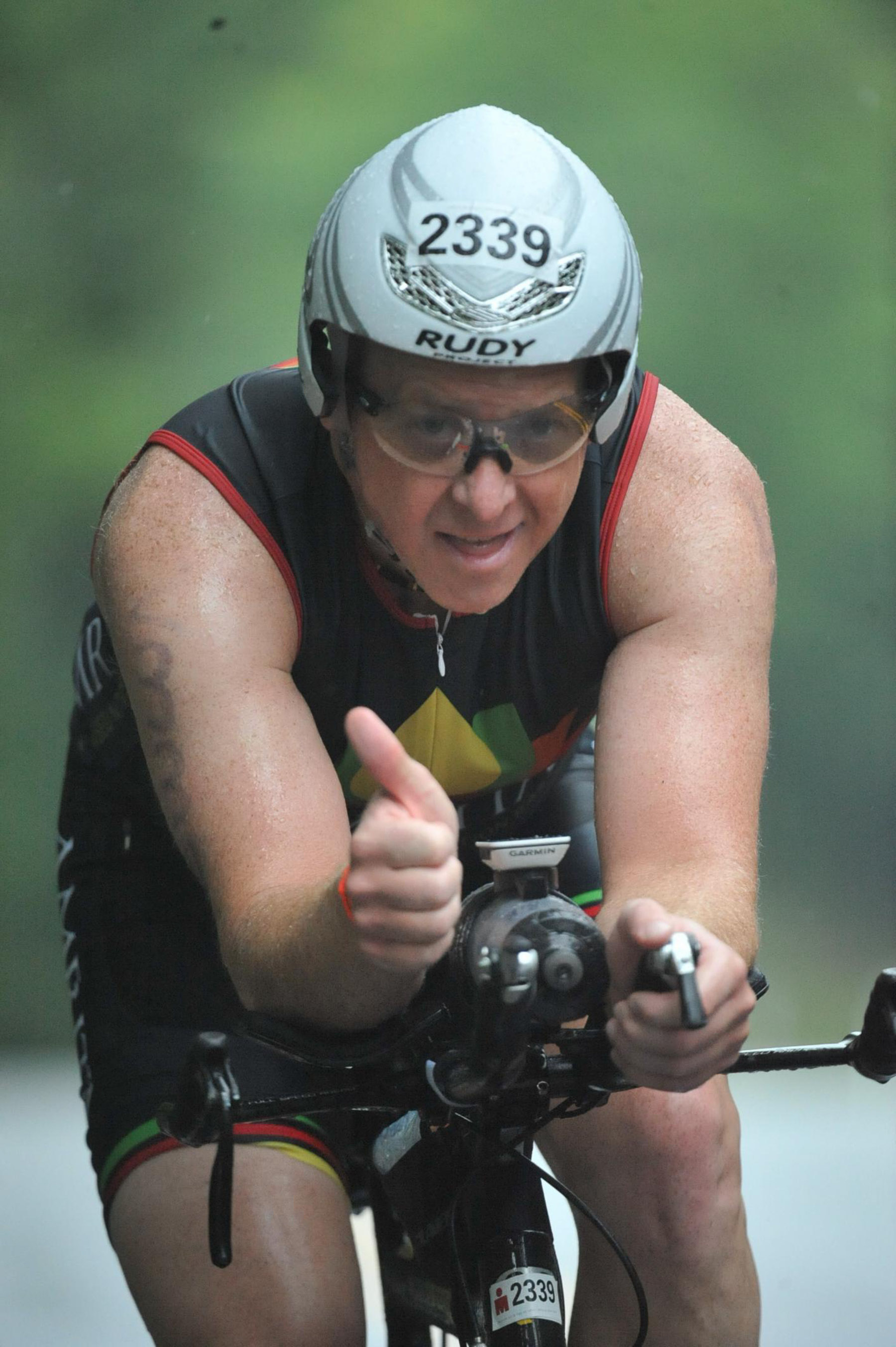 Ironman Mont-Tremblant 2016 - Bike thumbs up!!